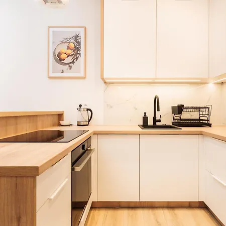 Kollataja Spacious Modern - By Upstairs * Krakow