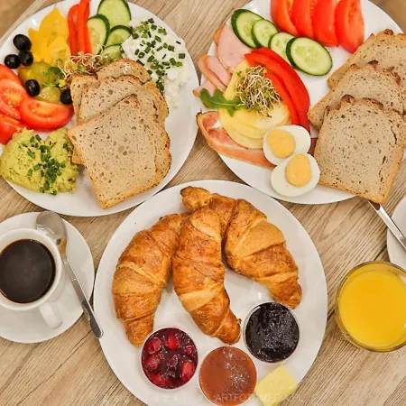 Kollataja Spacious Modern - By Upstairs Appartamento Cracovia