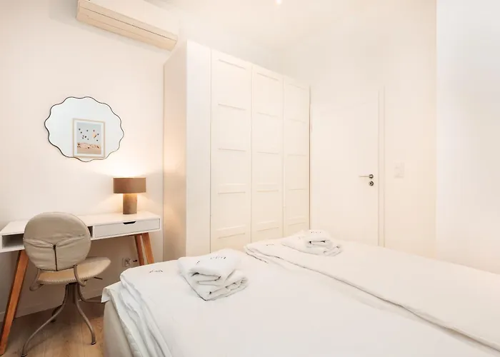 Kollataja Spacious Modern - By Upstairs Lägenhet Kraków