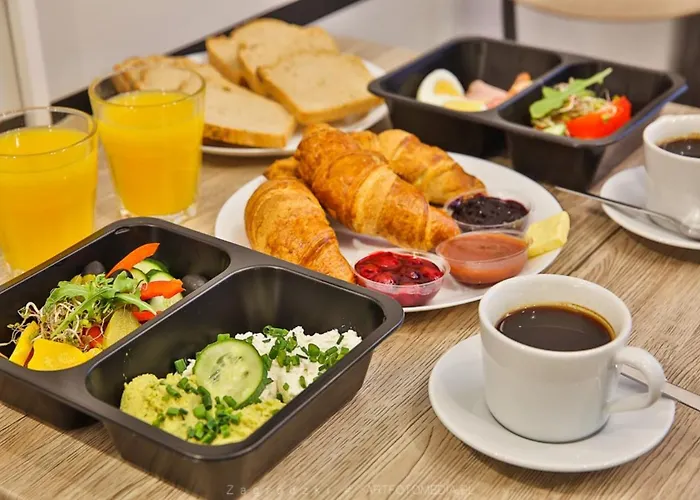 Kollataja Spacious Modern - By Upstairs *